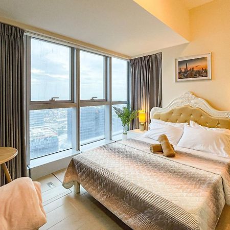 Cityscape View 2Br In Uptown Bgc W 200Mbps Wifi Taguig Esterno foto