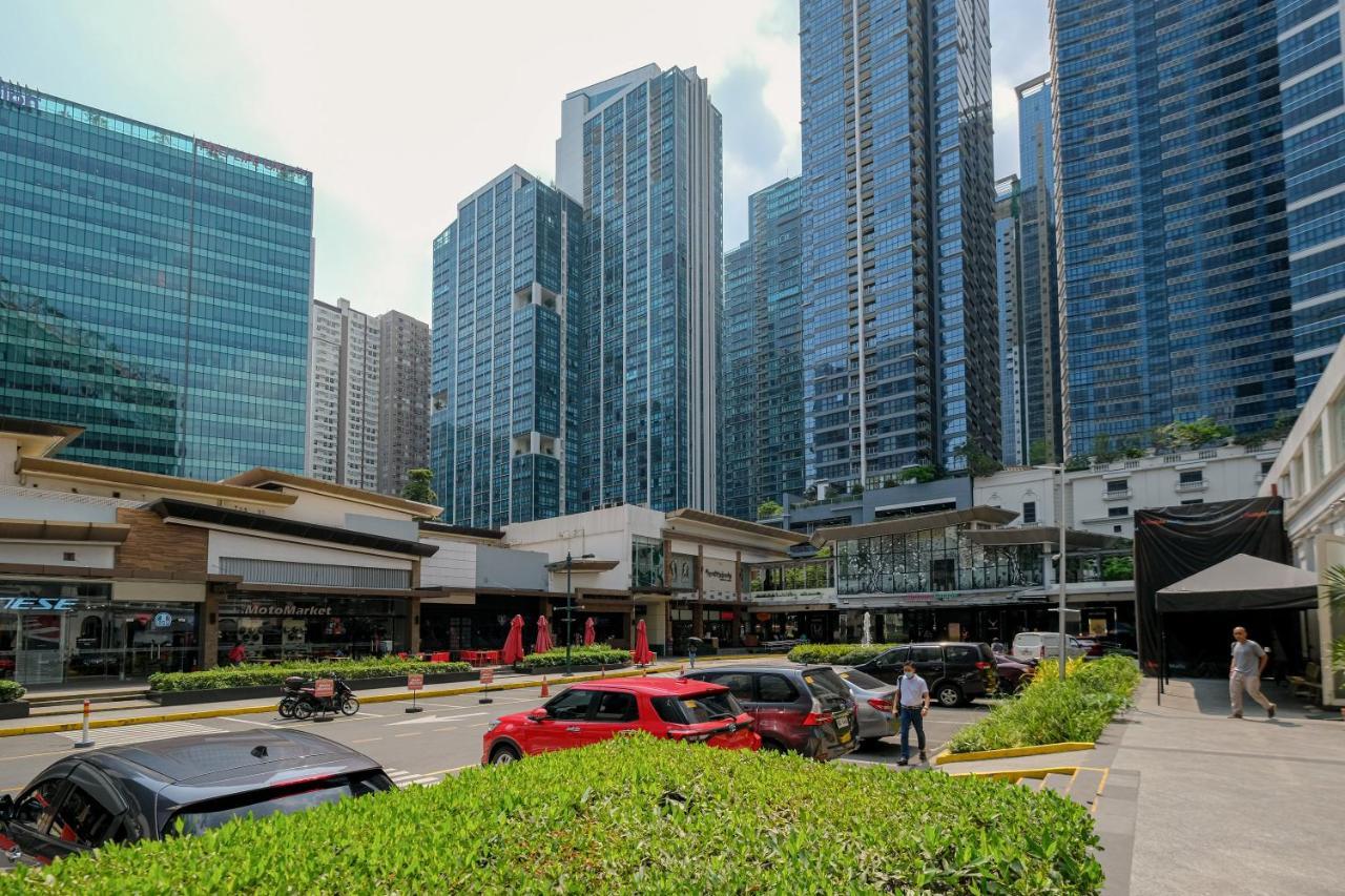 Cityscape View 2Br In Uptown Bgc W 200Mbps Wifi Taguig Esterno foto