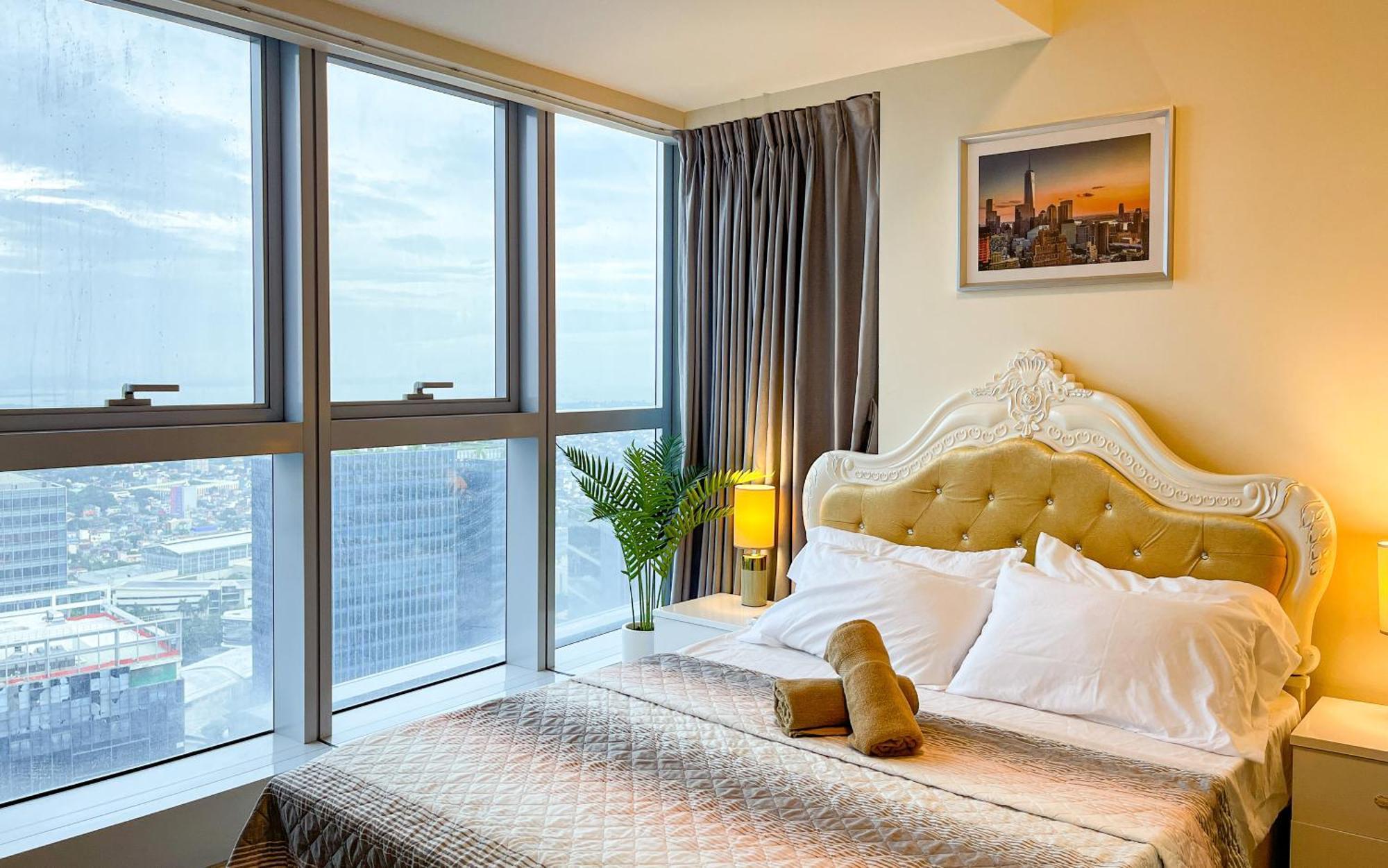 Cityscape View 2Br In Uptown Bgc W 200Mbps Wifi Taguig Esterno foto