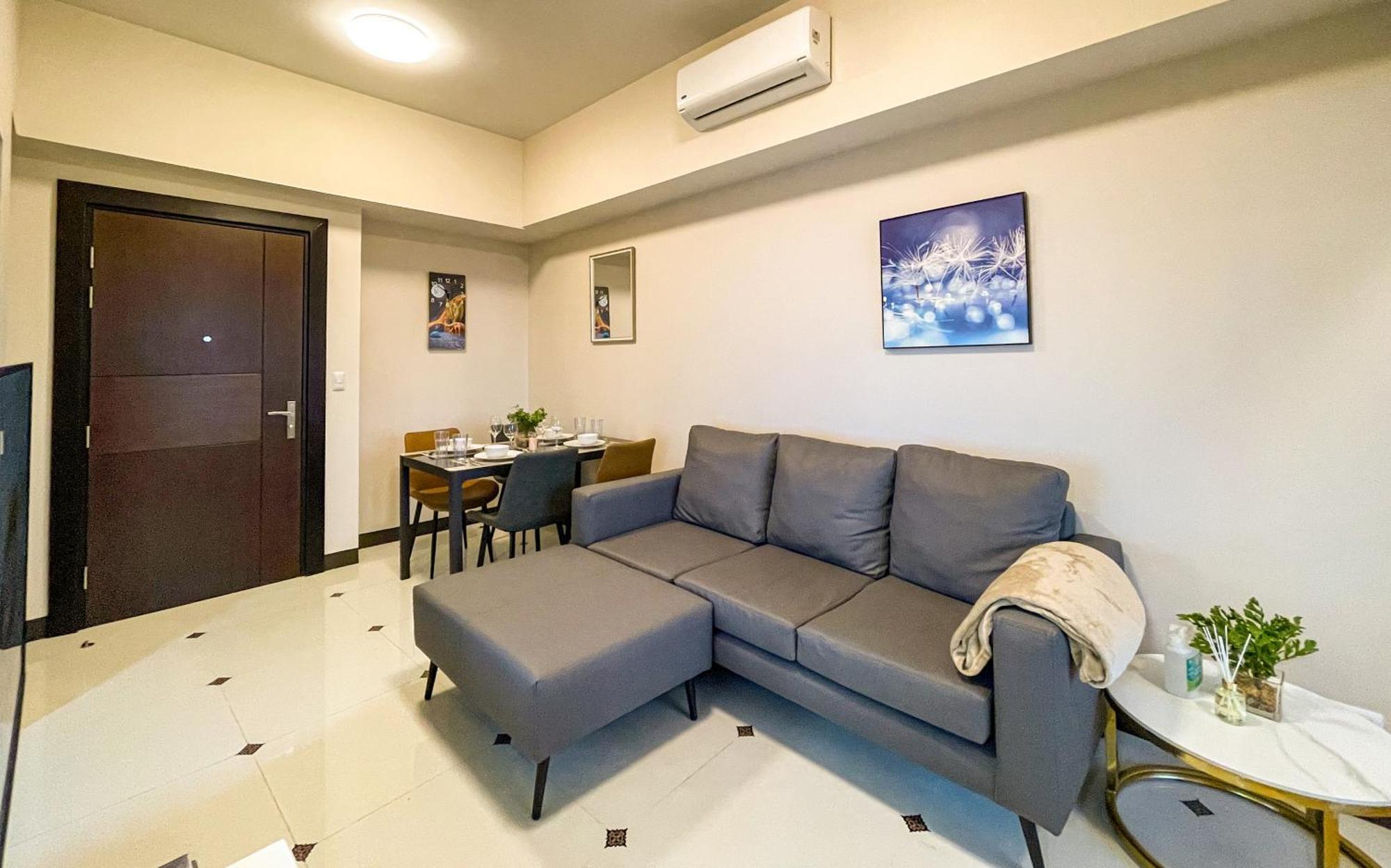 Cityscape View 2Br In Uptown Bgc W 200Mbps Wifi Taguig Esterno foto